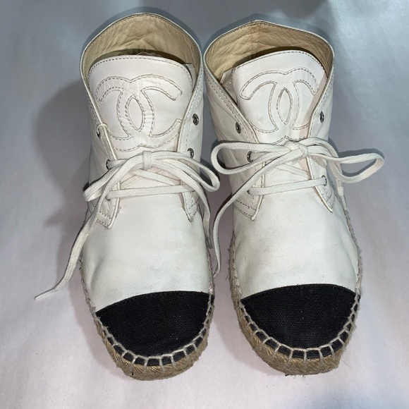 CHANEL size 37 Two-tone leather lace up ESPADRILLE - Picture 4 of 12